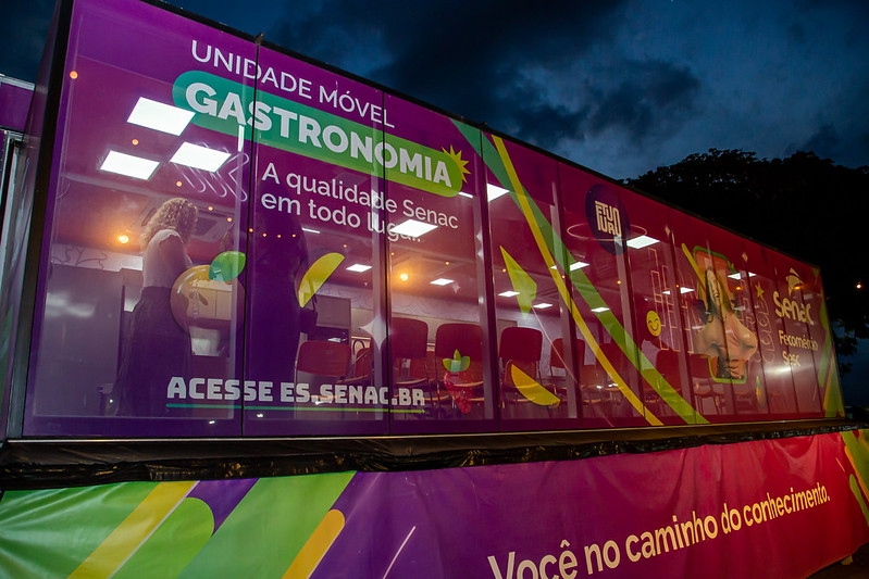 Vitória recebe Unidade Móvel de Gastronomia do Senac-ES com cursos gratuitos para a população
