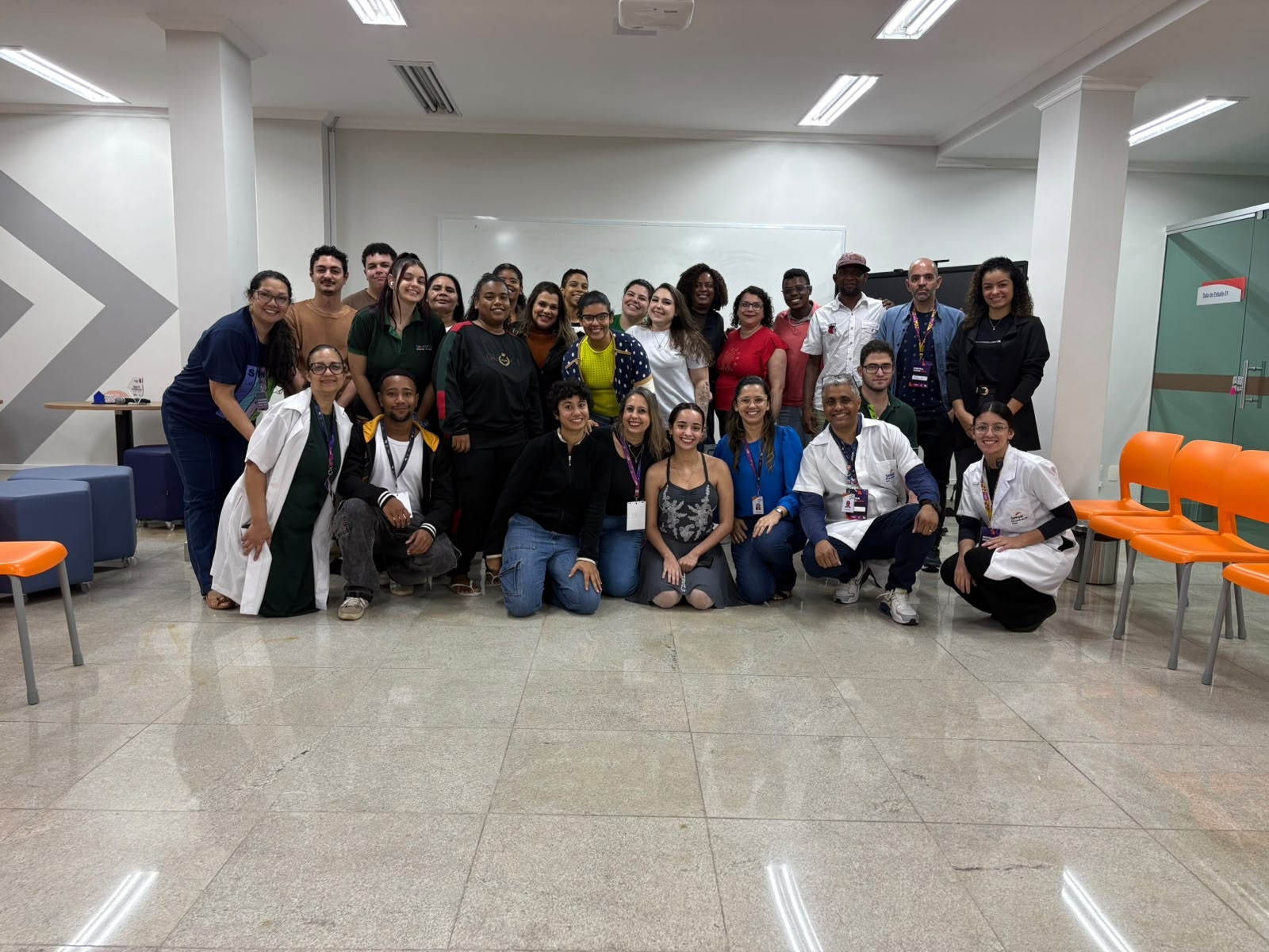Café corporativo da turma de Técnico em RH do Senac de Cachoeiro de Itapemirim é marcado por apresentação de dança