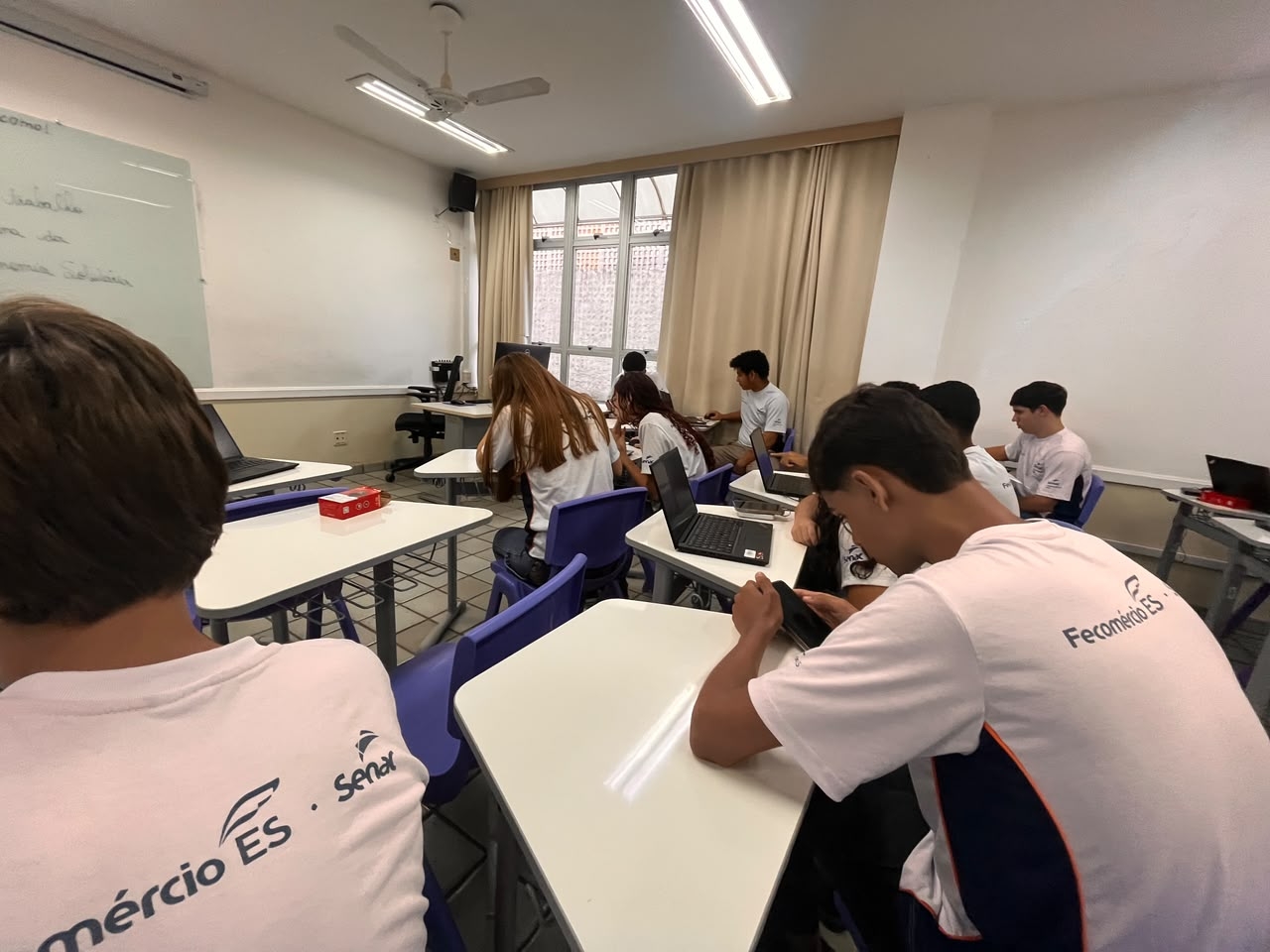 Estudantes do Senac de Colatina visitam o Centro De Economia Solidária do município
