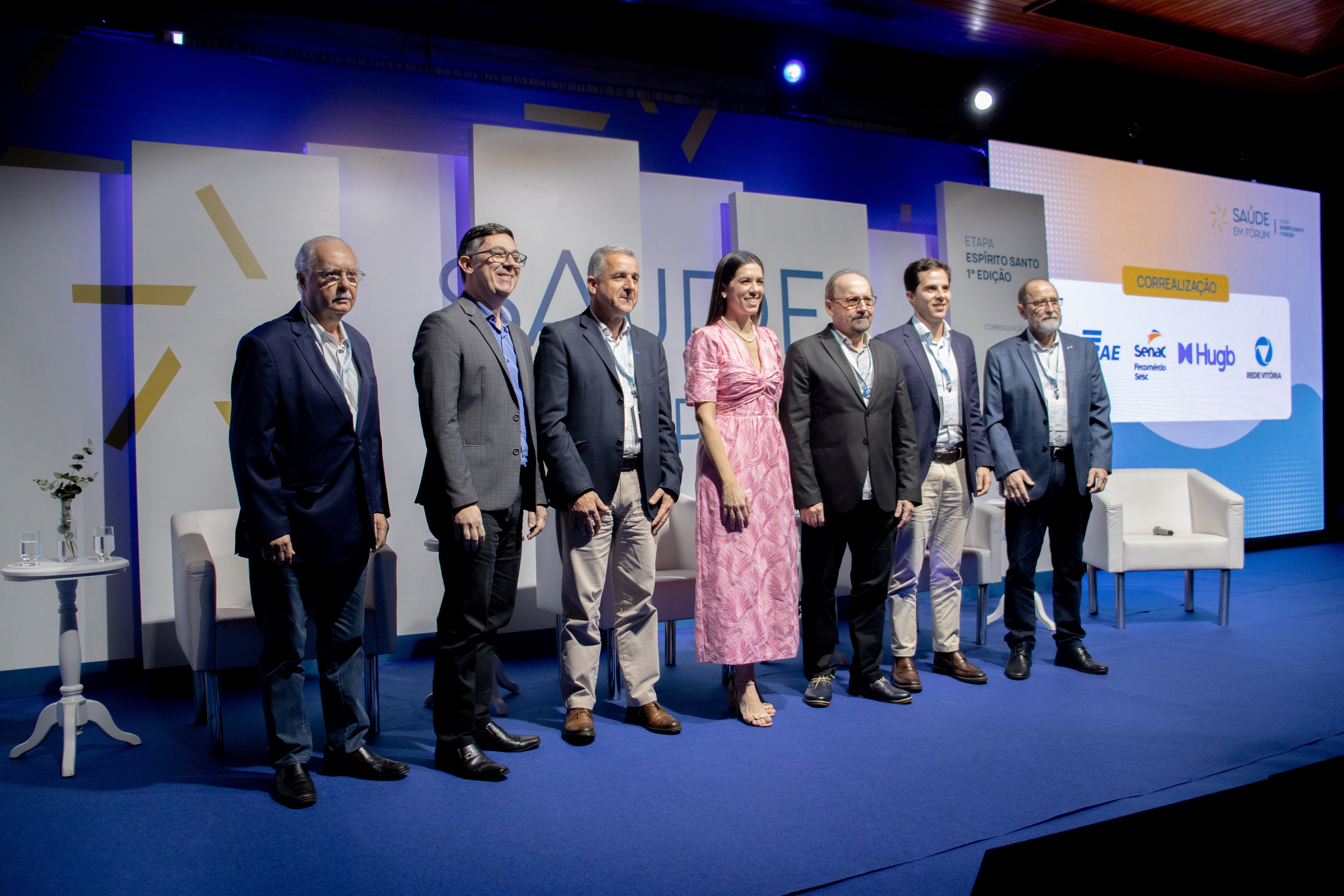 Saúde em Fórum: número de médicos deve dobrar em 10 anos e as mulheres serão maioria na área, a partir de 2024