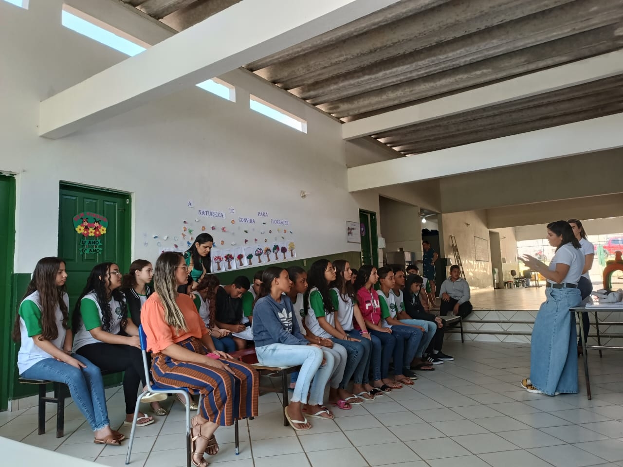 Senac-ES promove experiência de realidade virtual em escola municipal de Alto Rio Novo