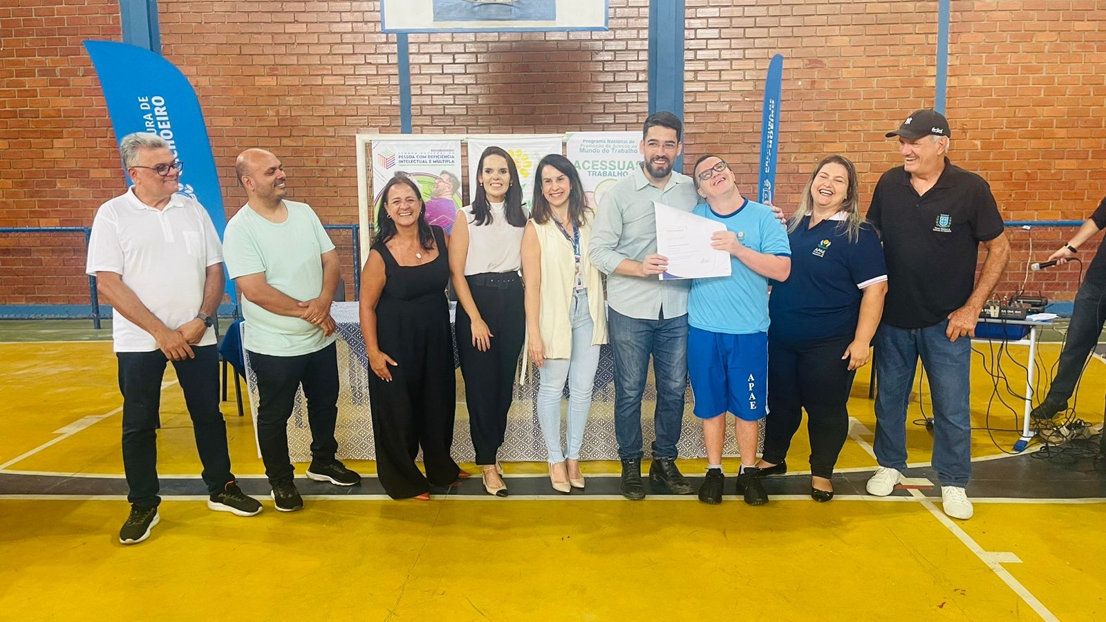 Senac-ES e APAE de Cachoeiro entregam certificados de conclusão de curso 