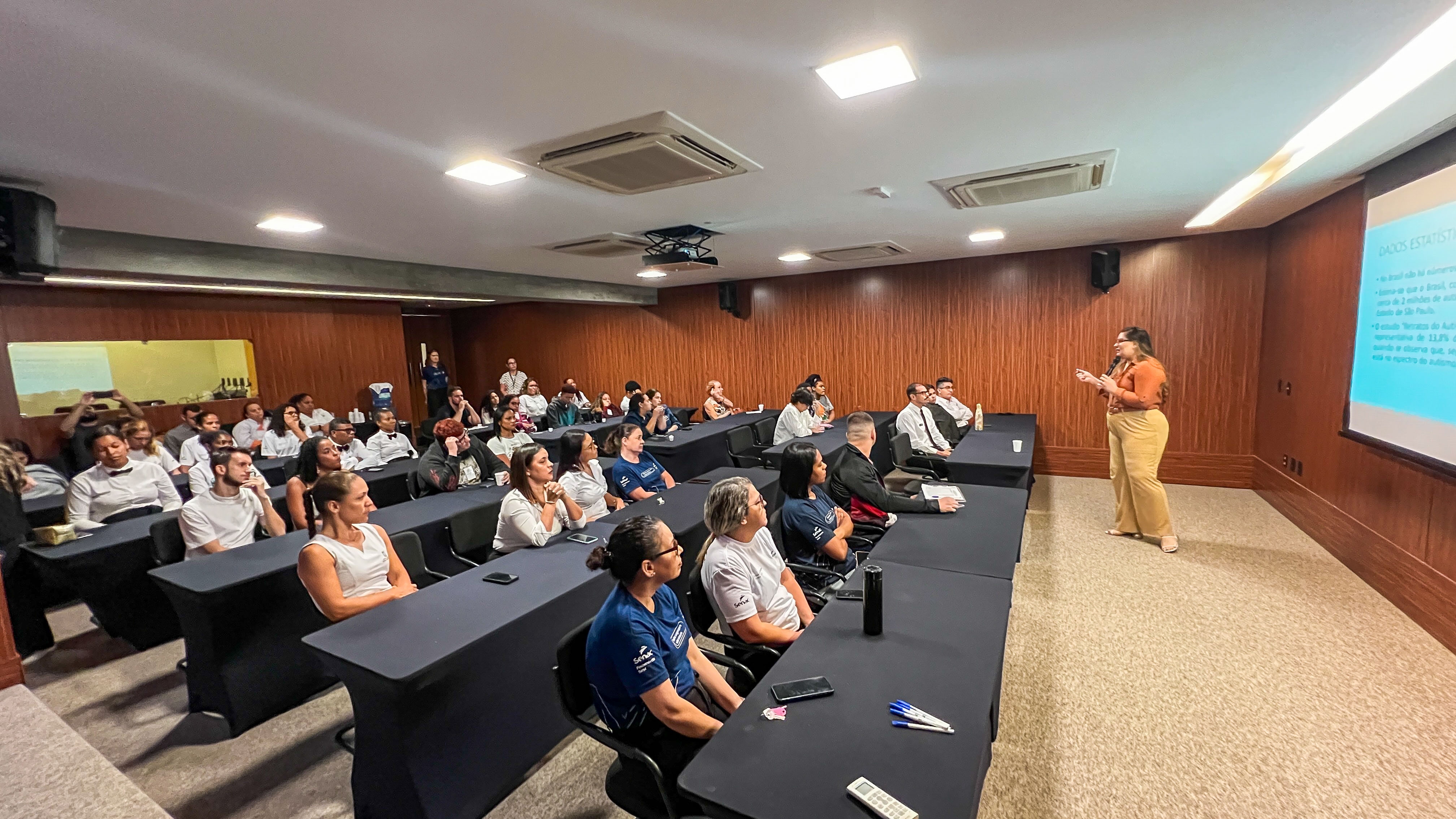 Hotel Senac Ilha do Boi promove palestra sobre   inclusão de pessoas com autismo