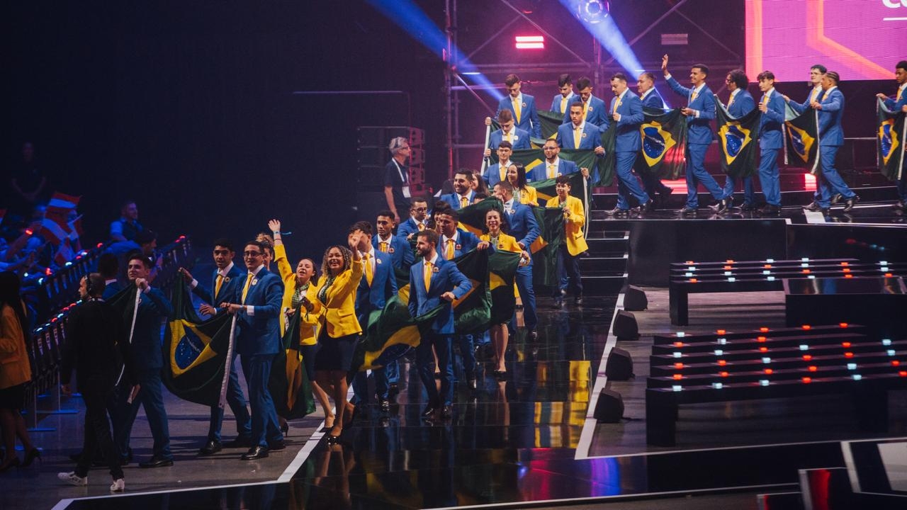 WorldSkills #Dia1: Talentos do Senac vibram com a delegação brasileira na abertura da 47ª edição