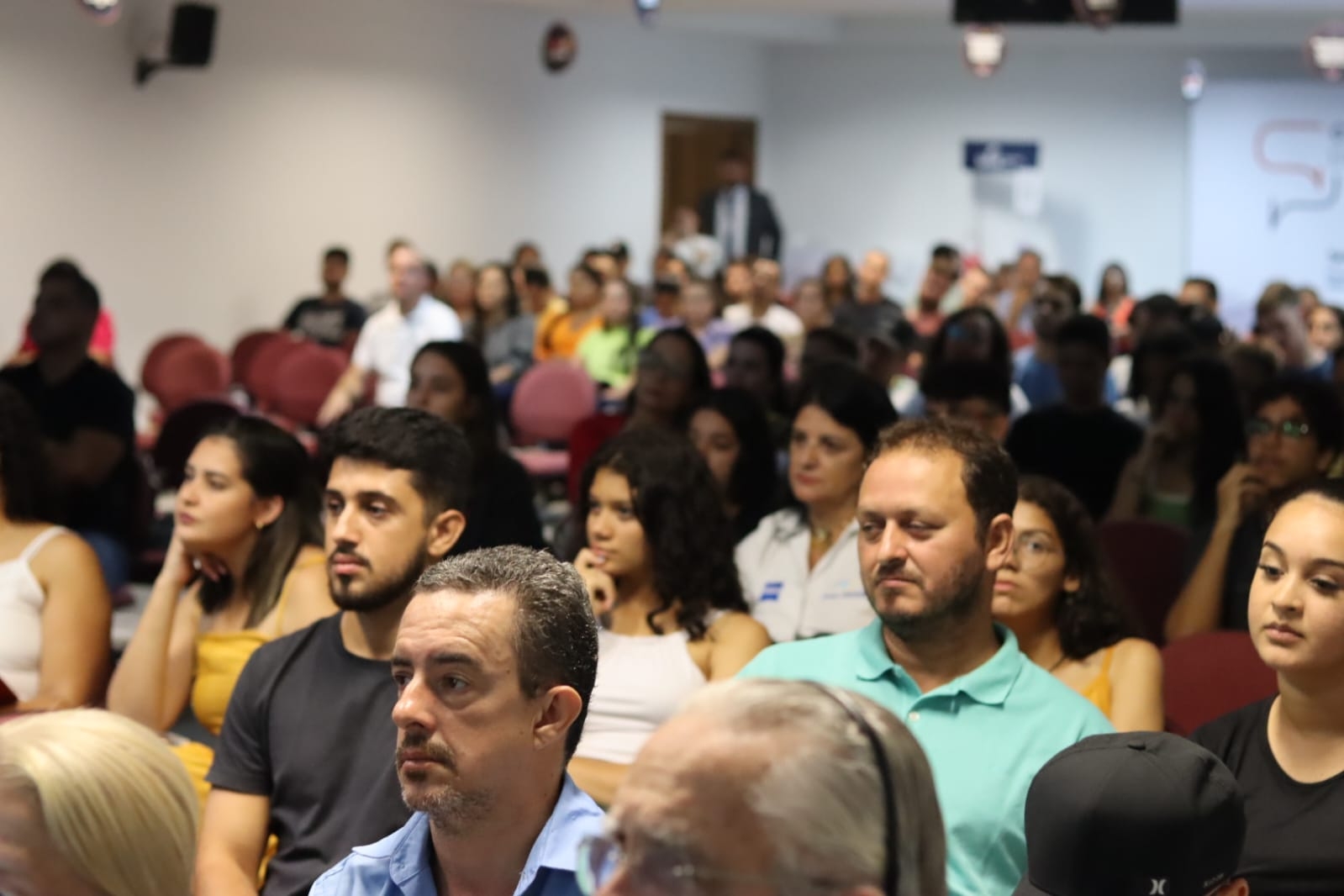 Ciclo do Saber atrai quase 200 pessoas na noite dessa quinta-feira (27), em Guarapari!