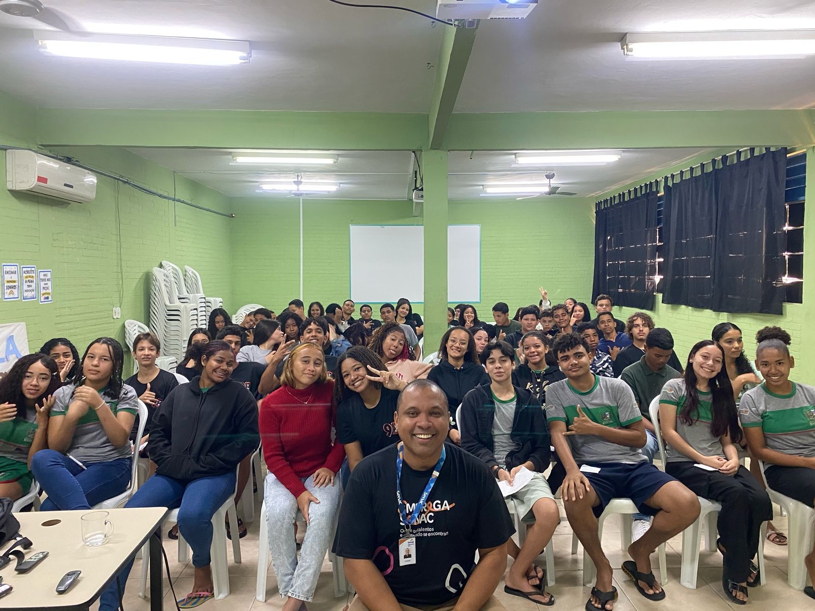 Senac-ES promove ações de empregabilidade em escolas de Sooretama com foco no Programa Jovem Aprendiz