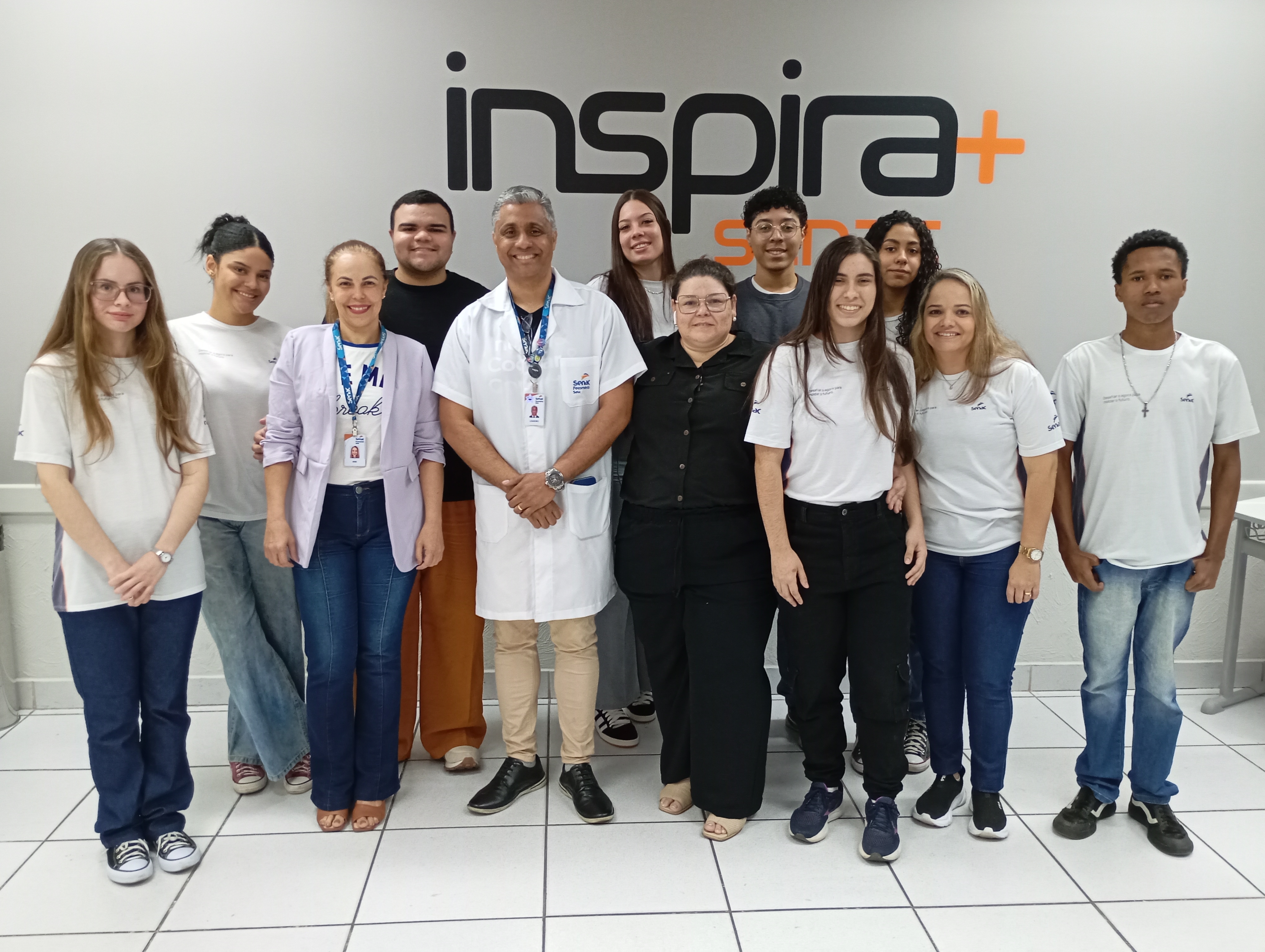 Inovação: estudantes do Senac em Cachoeiro personalizam sacolas térmicas para transporte de picolés e sorvetes