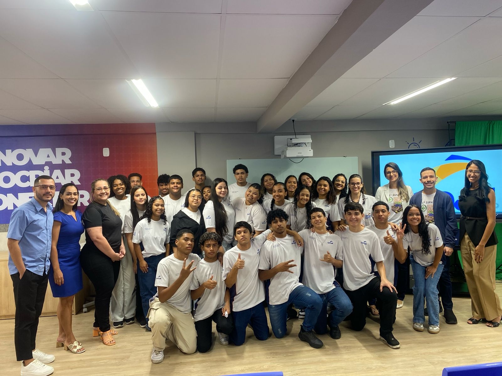 Estudantes do Senac de Linhares desenvolvem soluções práticas para desafios de empresas locais