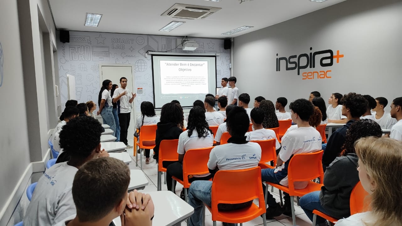 Estudantes do Senac-ES elaboram guia e treinamento para atendimento humanizado e inclusivo em supermercados