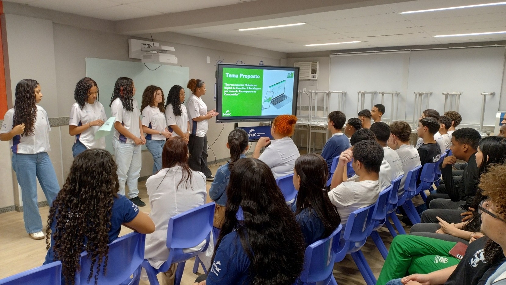 Com foco em sustentabilidade e gestão eficiente, estudantes do Senac de Linhares desenvolvem soluções para empresas locais 