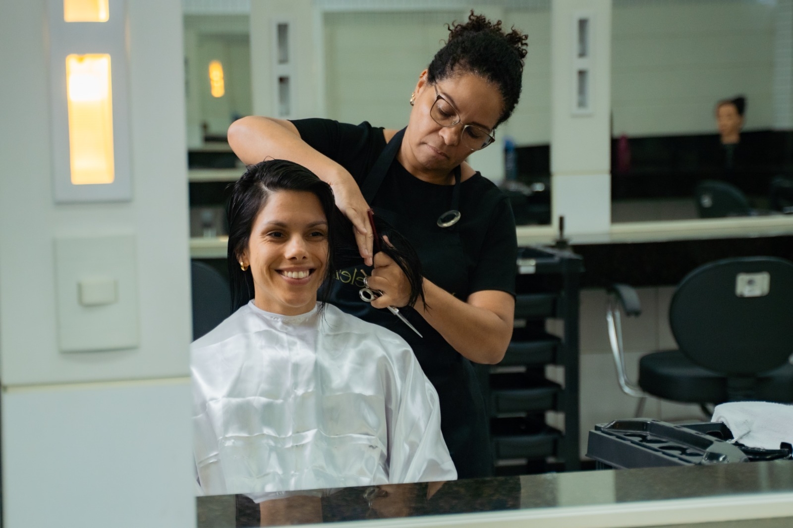 Senac-ES e Prefeitura de Vila Velha oferecem vagas em cinco cursos gratuitos de qualificação; Confira as oportunidades